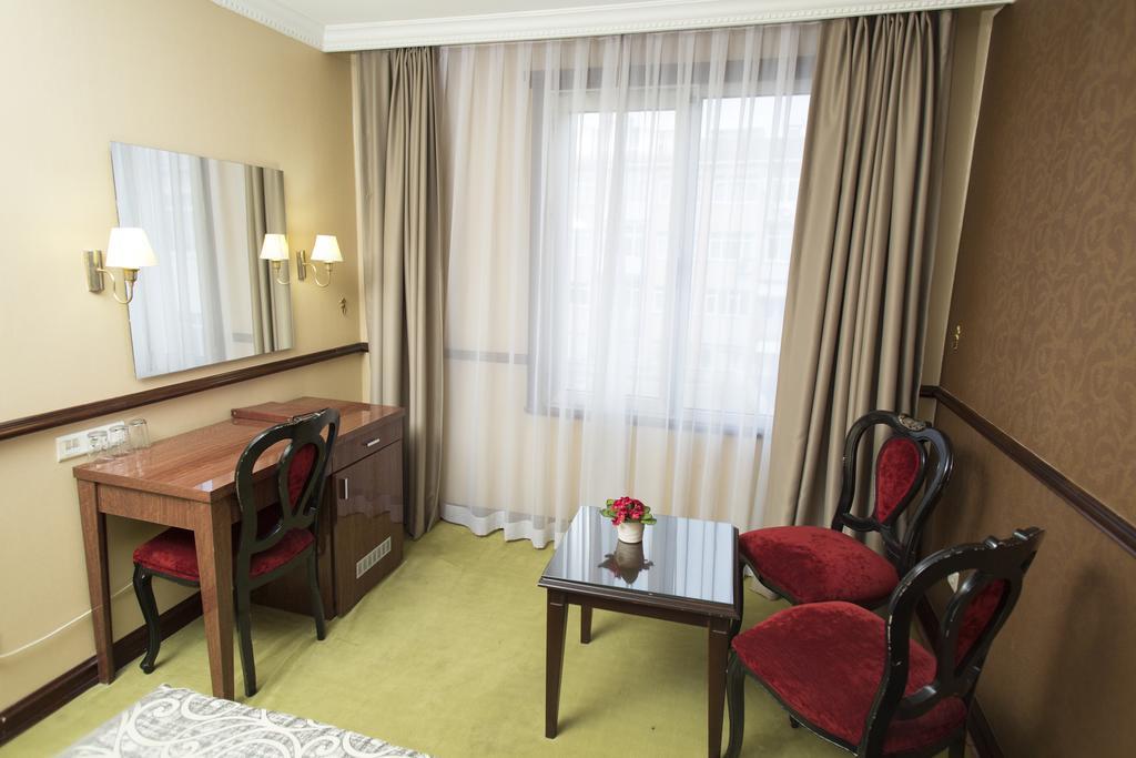 Topkapi Inter Istanbul Hotel Bagian luar foto