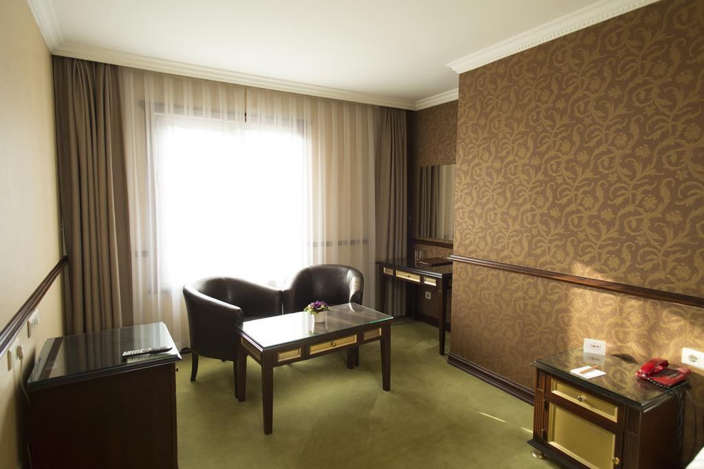 Topkapi Inter Istanbul Hotel Bagian luar foto
