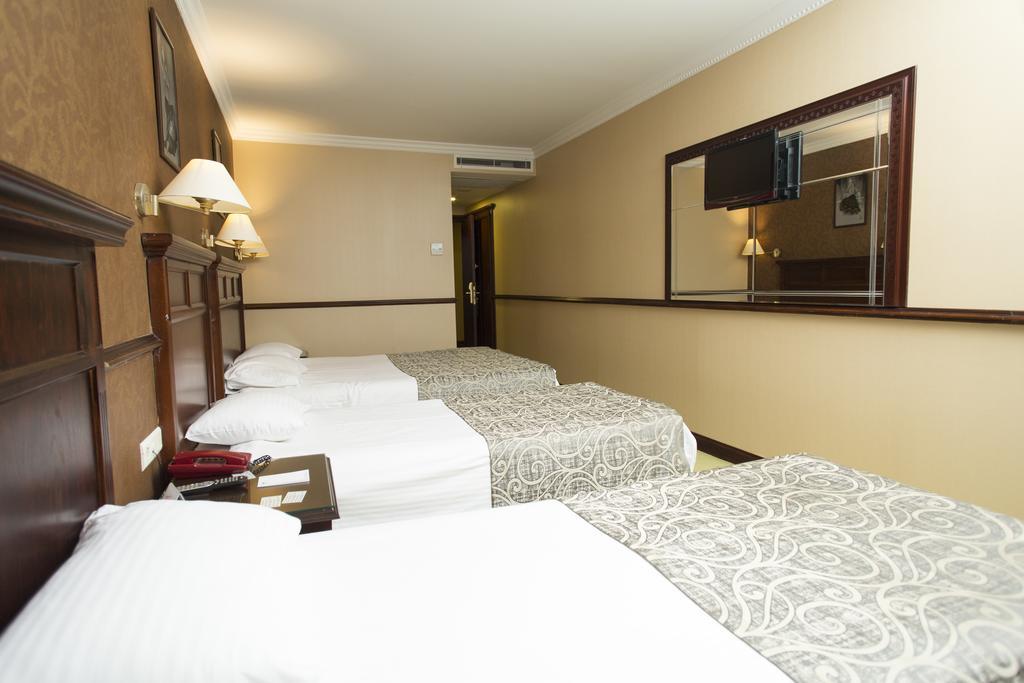 Topkapi Inter Istanbul Hotel Bagian luar foto