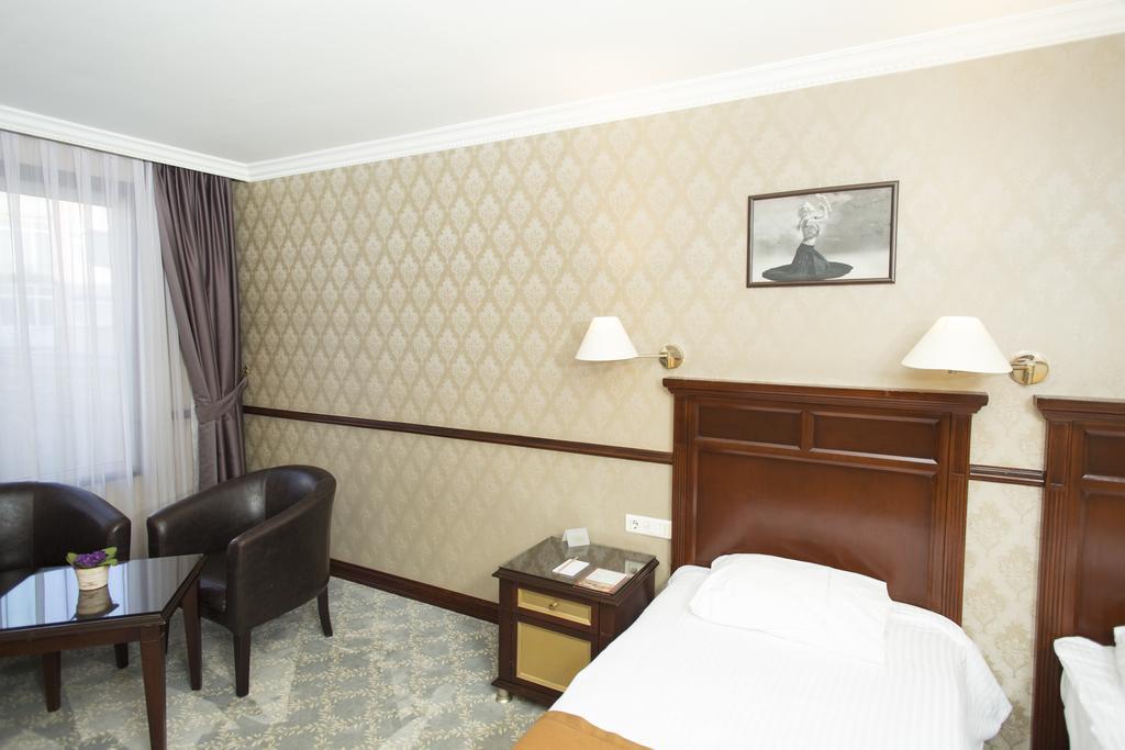 Topkapi Inter Istanbul Hotel Bagian luar foto