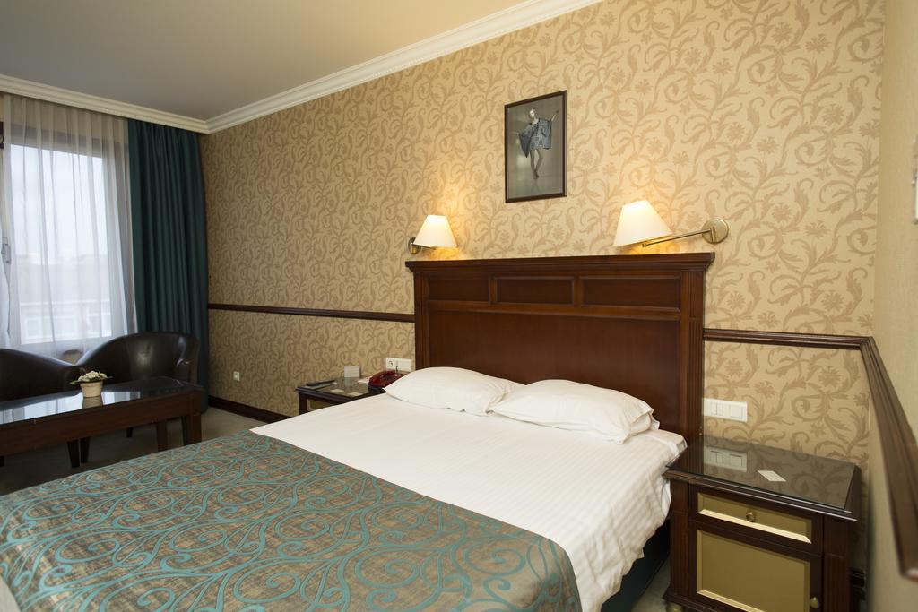 Topkapi Inter Istanbul Hotel Bagian luar foto