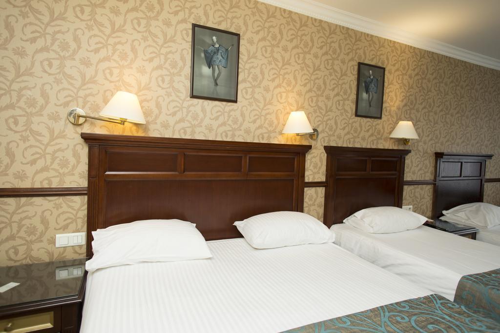 Topkapi Inter Istanbul Hotel Bagian luar foto