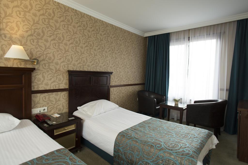 Topkapi Inter Istanbul Hotel Bagian luar foto