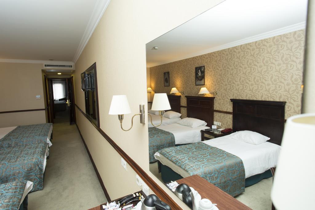 Topkapi Inter Istanbul Hotel Bagian luar foto