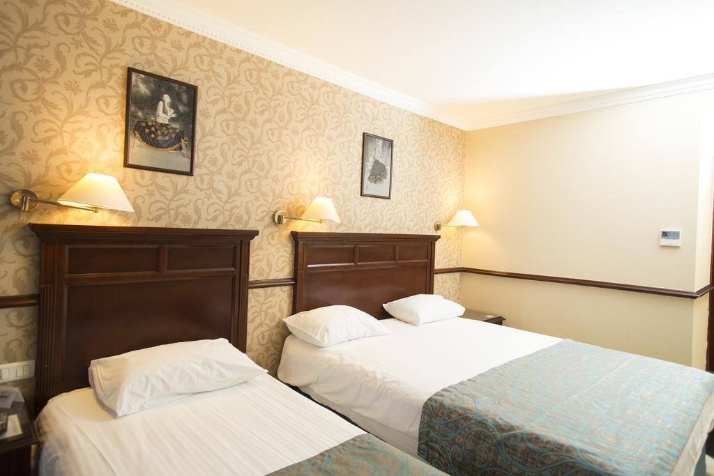 Topkapi Inter Istanbul Hotel Bagian luar foto