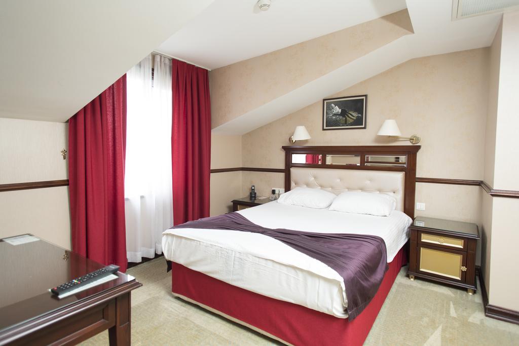 Topkapi Inter Istanbul Hotel Bagian luar foto