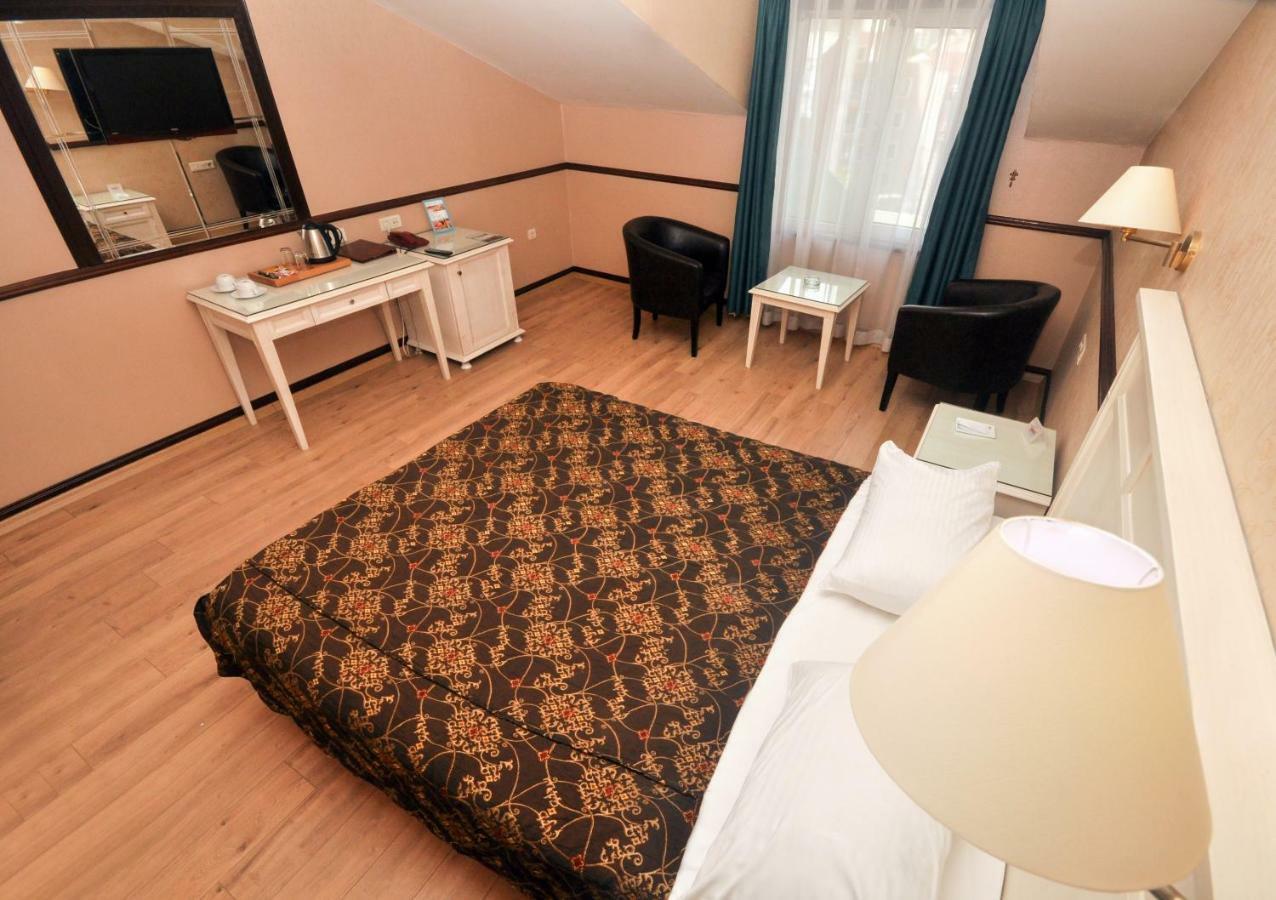 Topkapi Inter Istanbul Hotel Bagian luar foto